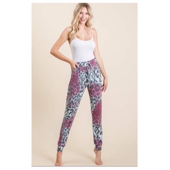 Leopard Joggers & Jacket Set (2pieces) love this print🫶 - Picture 9 of 11